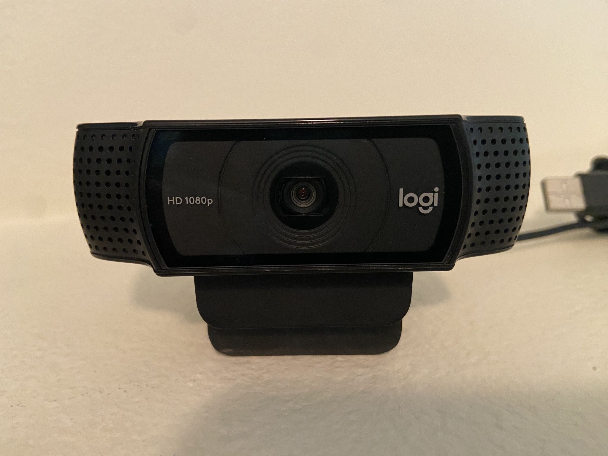 Logitech V-U0028 Webcam Carl Zeiss Tessar Lens 1080 Full HD