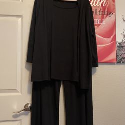 Plus Size Womens 2 Piece black long Lounge set size 1X pre-owned