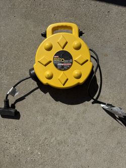 Triple Reel Electric Cord