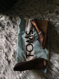 Toms Wedges