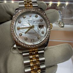 Rolex Datejust Discontinued Factory Mother Of Pearl Factory Diamond Bezel 18k Yellow Gold