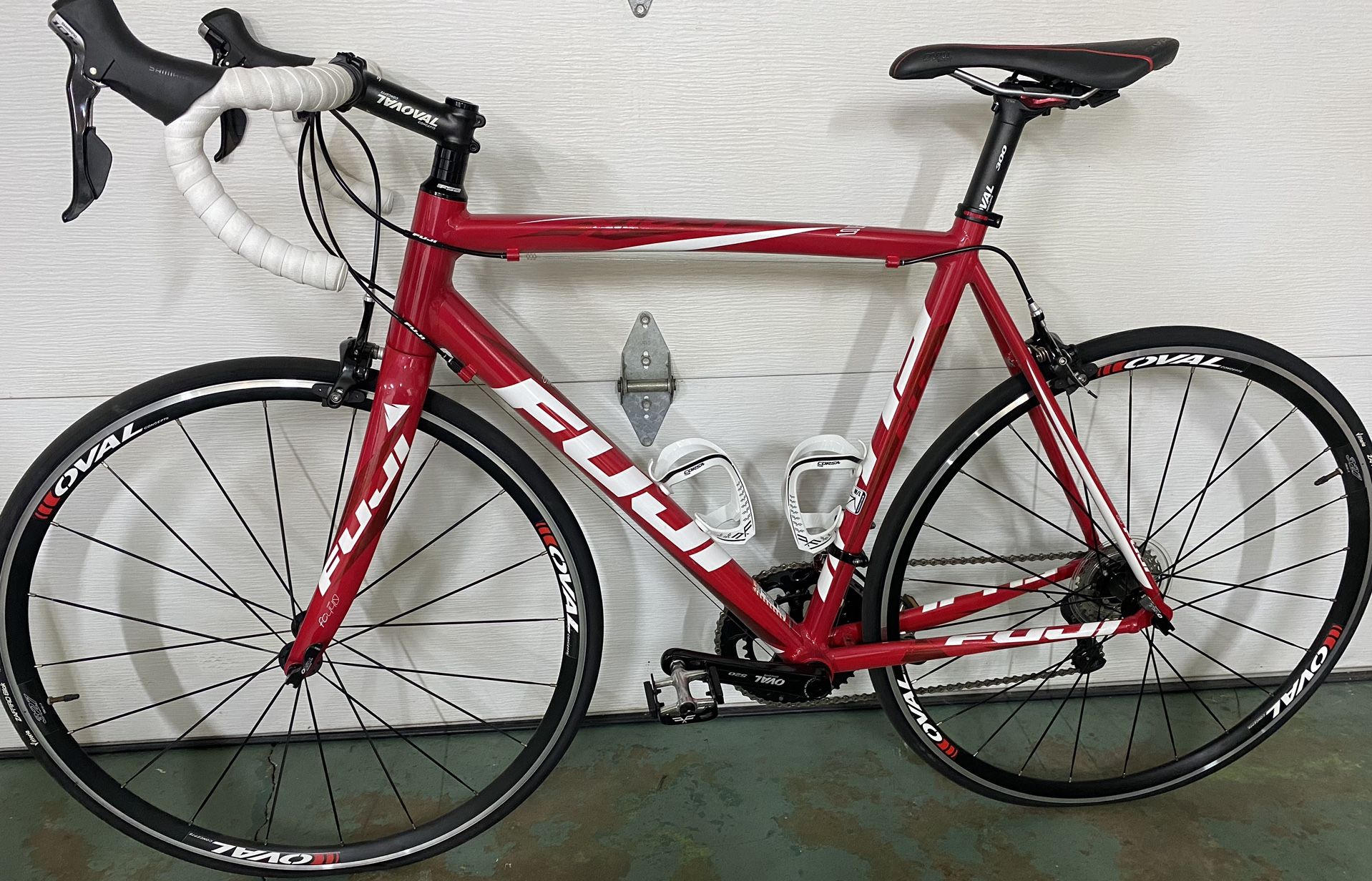 Fuji Roubiax 1.0LE  Road Bike