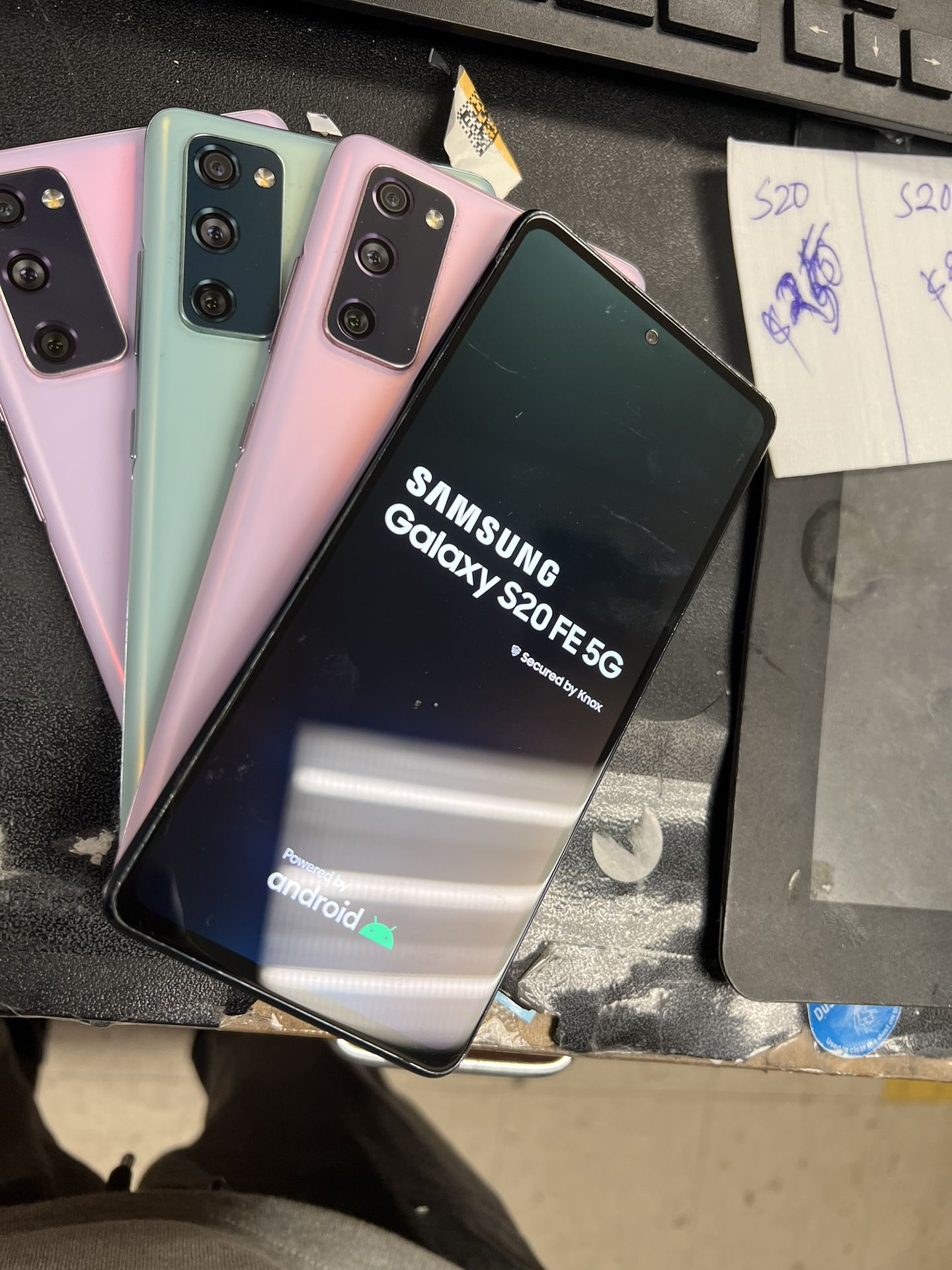 Samsung Galaxy s20 Fe 5g unlocked 128gb , Sold with warranty 