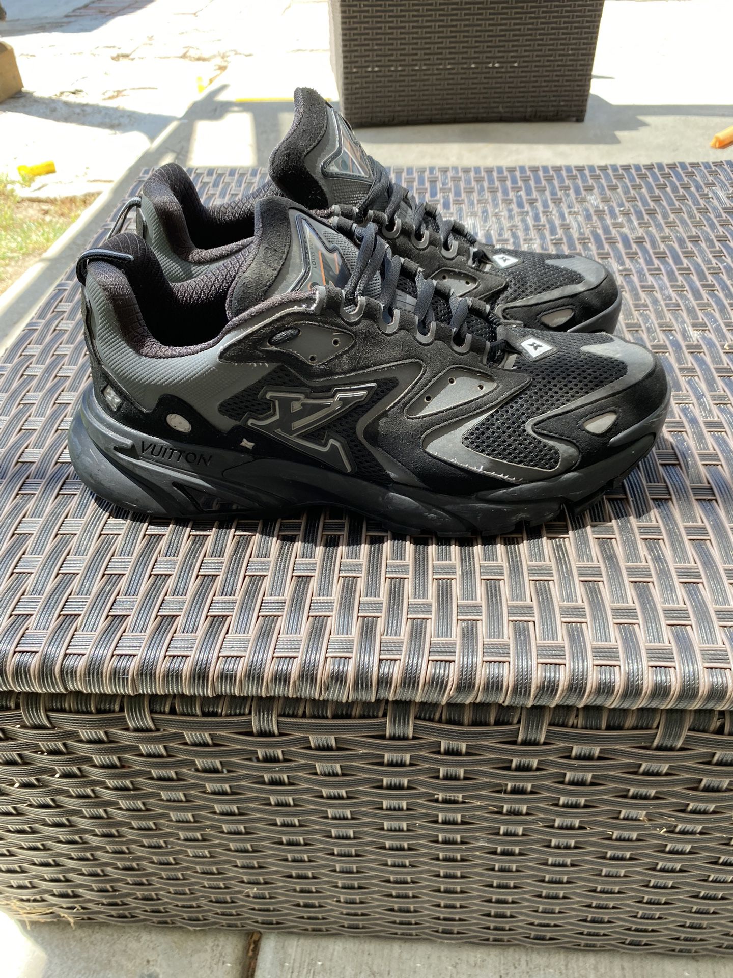 Louis Vuitton Runner Tactic for Sale in Irwindale, CA - OfferUp