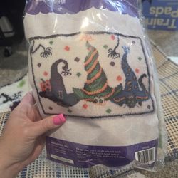 Witches Hat Latch Rug