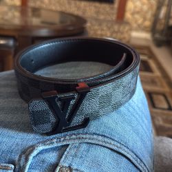 louis vuitton black belt 32