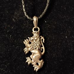 Royal Underground 925 Sterling Silver Lion Pendant & Leather Necklace