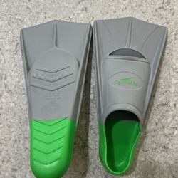 Speedo Swim Fins Size 5-6
