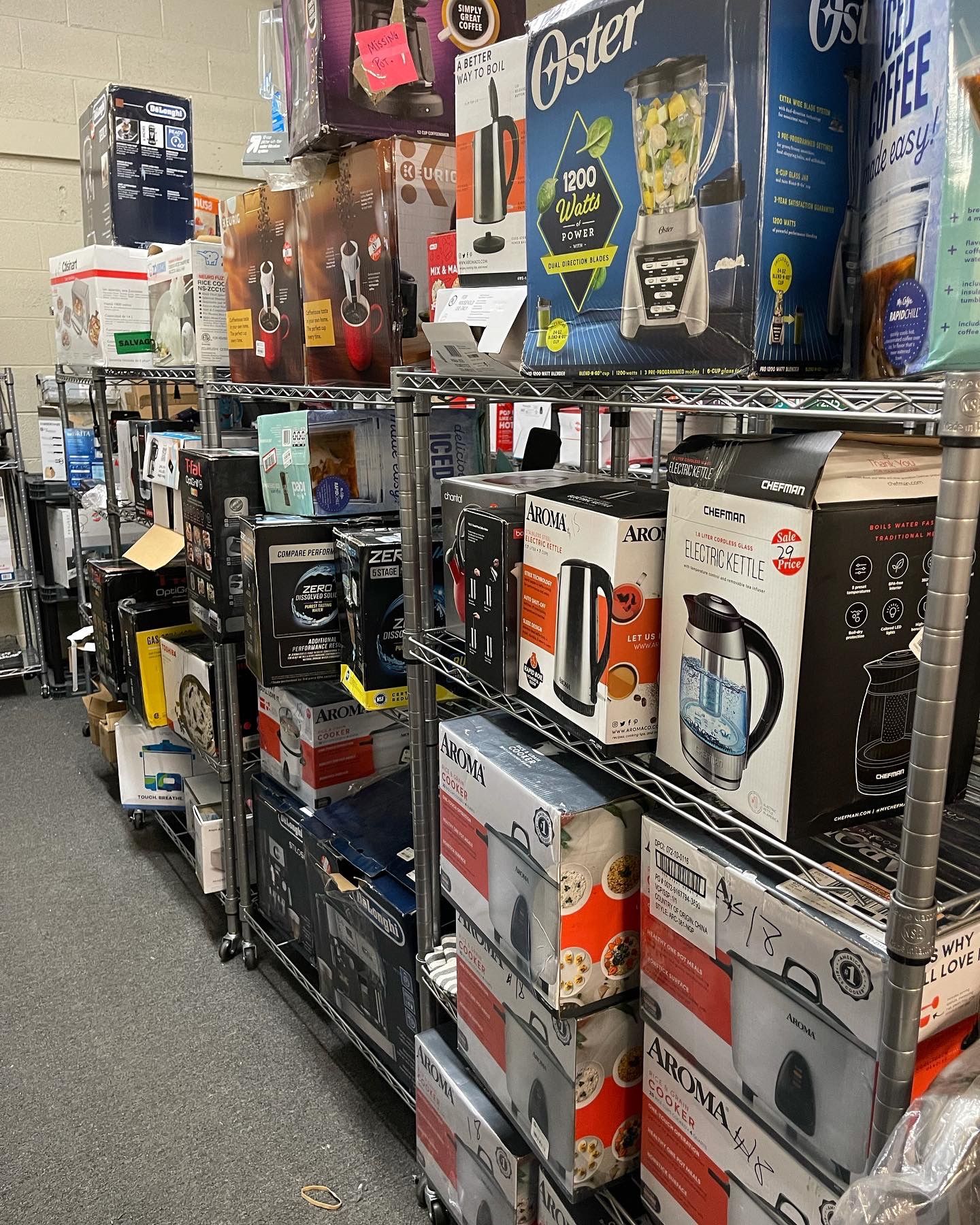 Thomas liquidation Center Savannah Wholesale Direct To The Public ! 