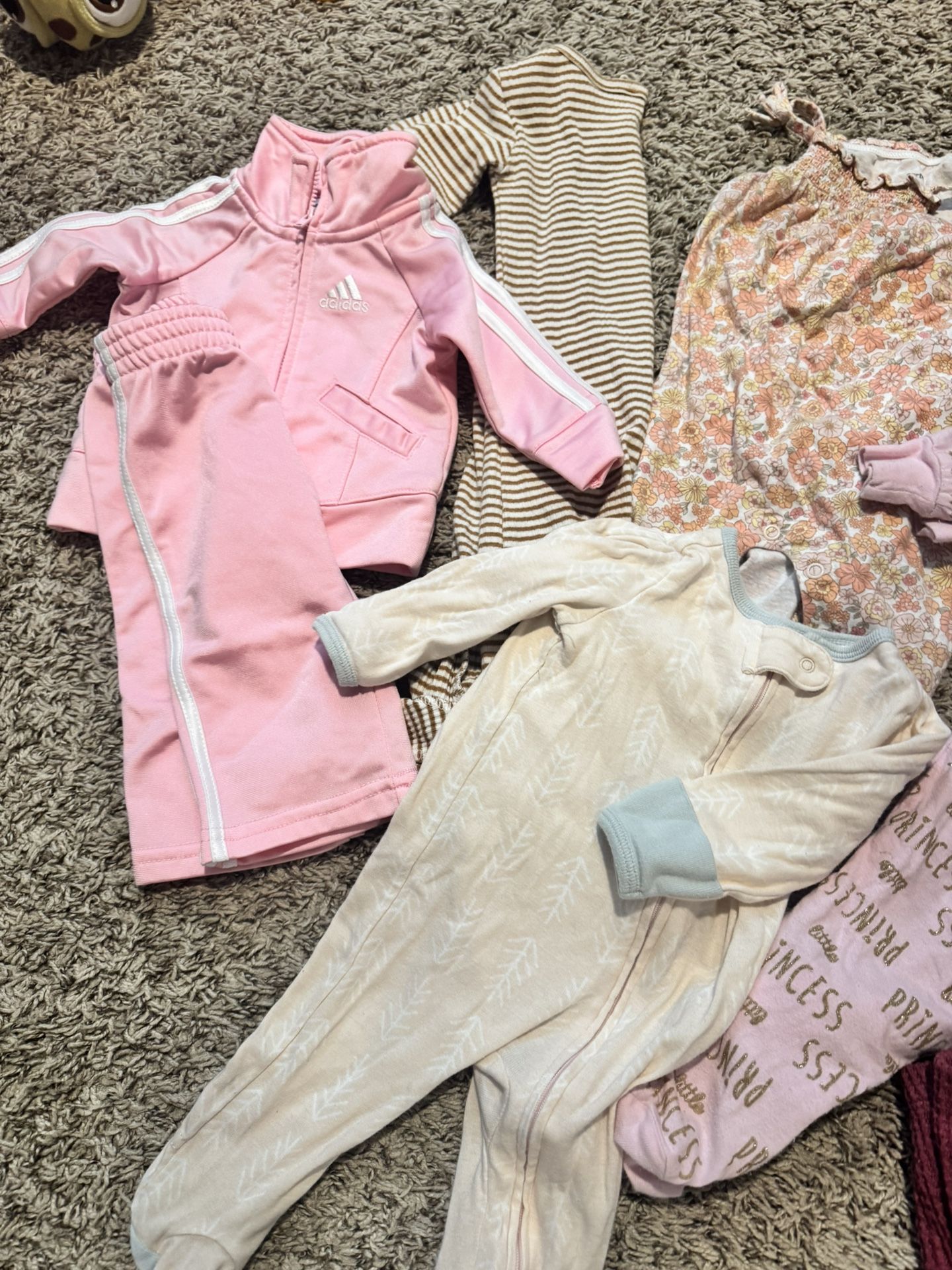 Baby Clothes Mostly 6 Months Some 3 Mo