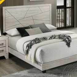 5 PC QUEEN BEDROOM SET W/boxspring &mattress