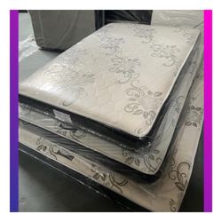 Cal king size mattress / Colchon