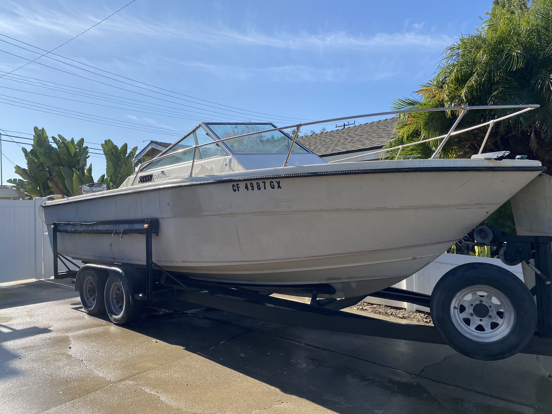 Tiara Fishing Boat 25’