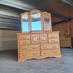Dresser Buffet Like New $440 FIRM