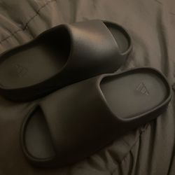 Adidas yeezy slides slate grey
