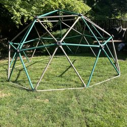 Climbing dome 