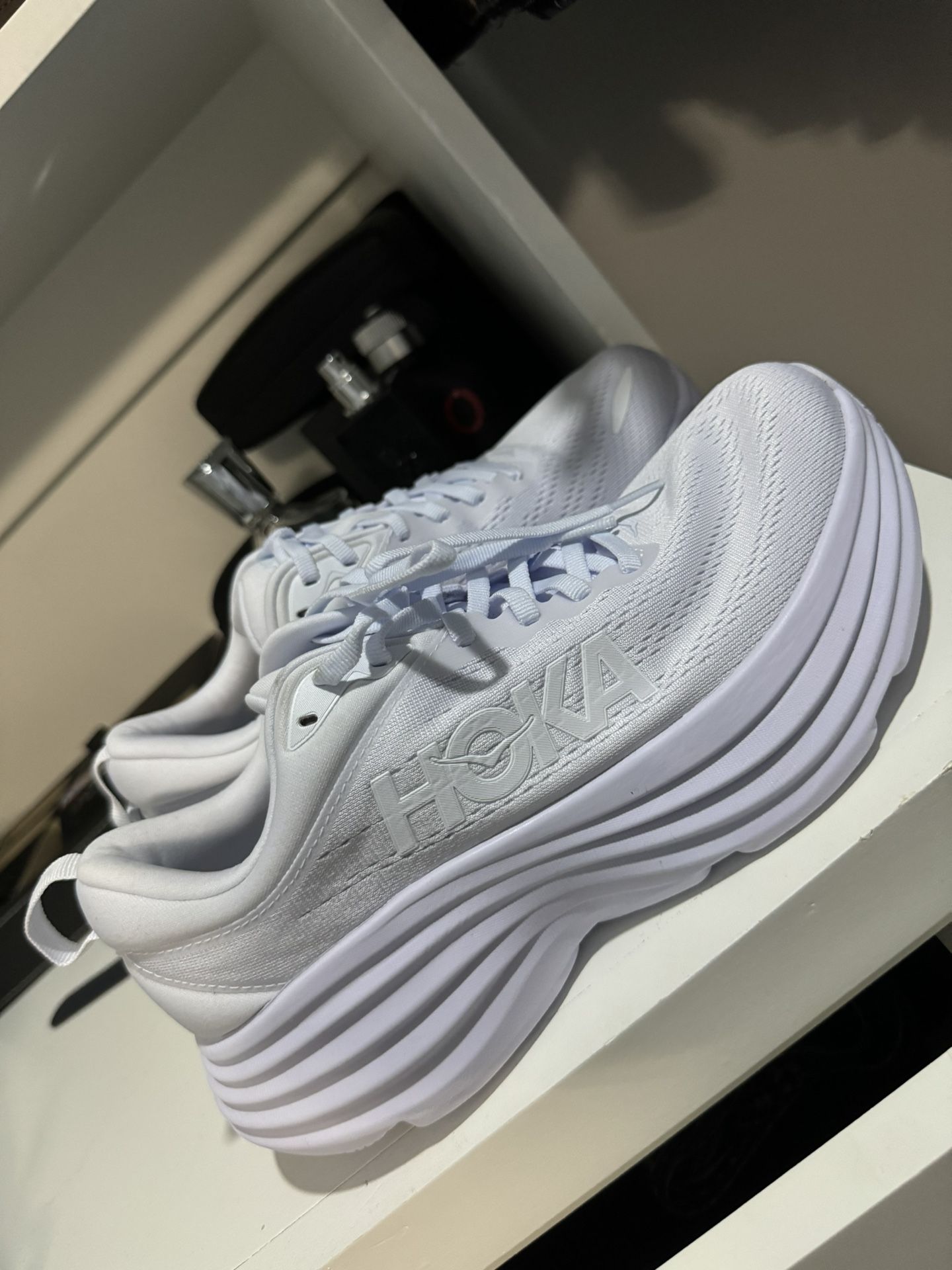 Hokas , Men