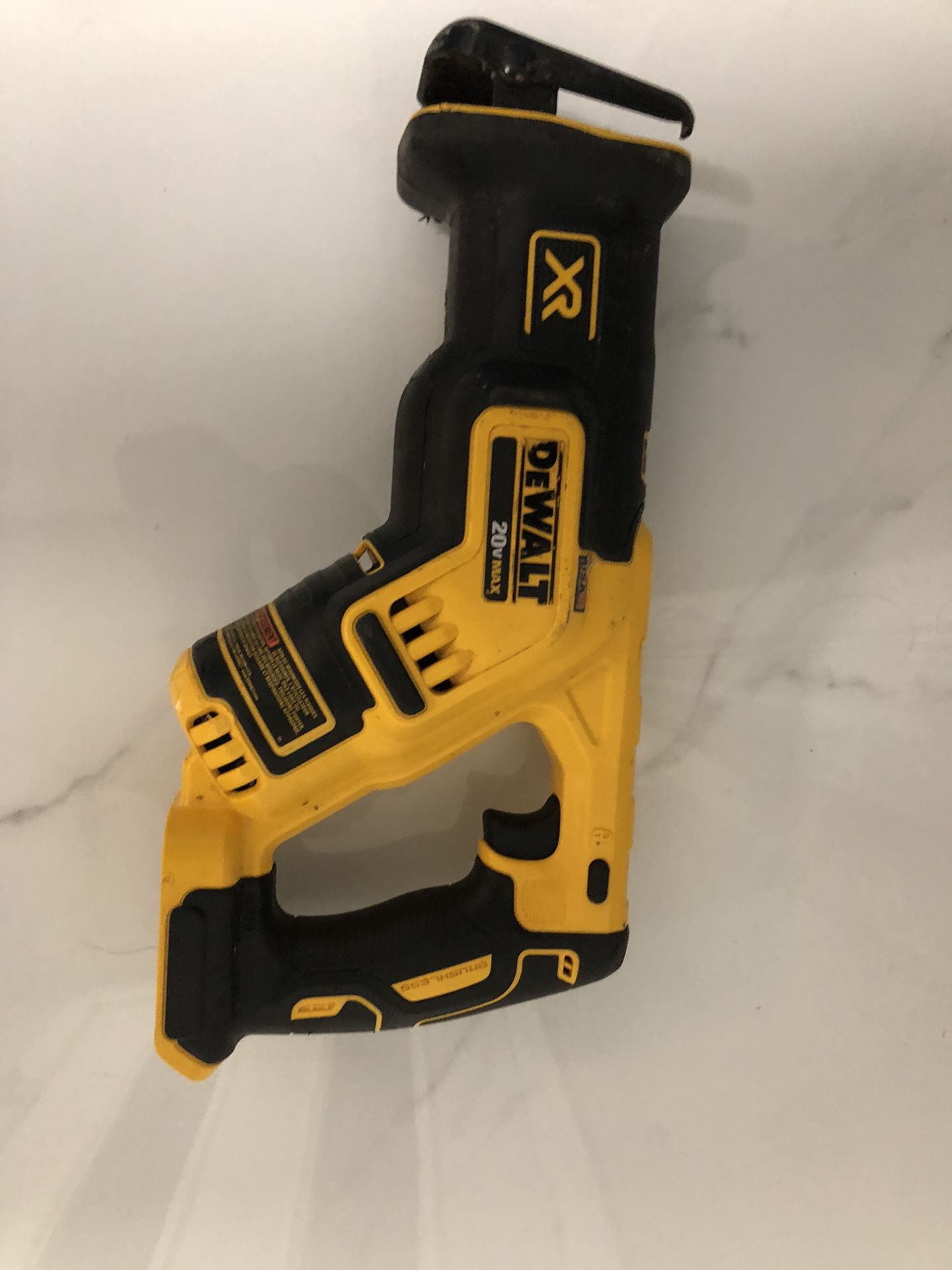 Dewalt  Saw Saw 