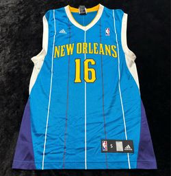 Mens Small Vintage Y2K New Orleans Hornets Peja Stojakovic Away Jersey