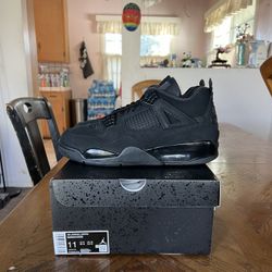 Jordan 4 Retro Black Cat (2025) Size 11
