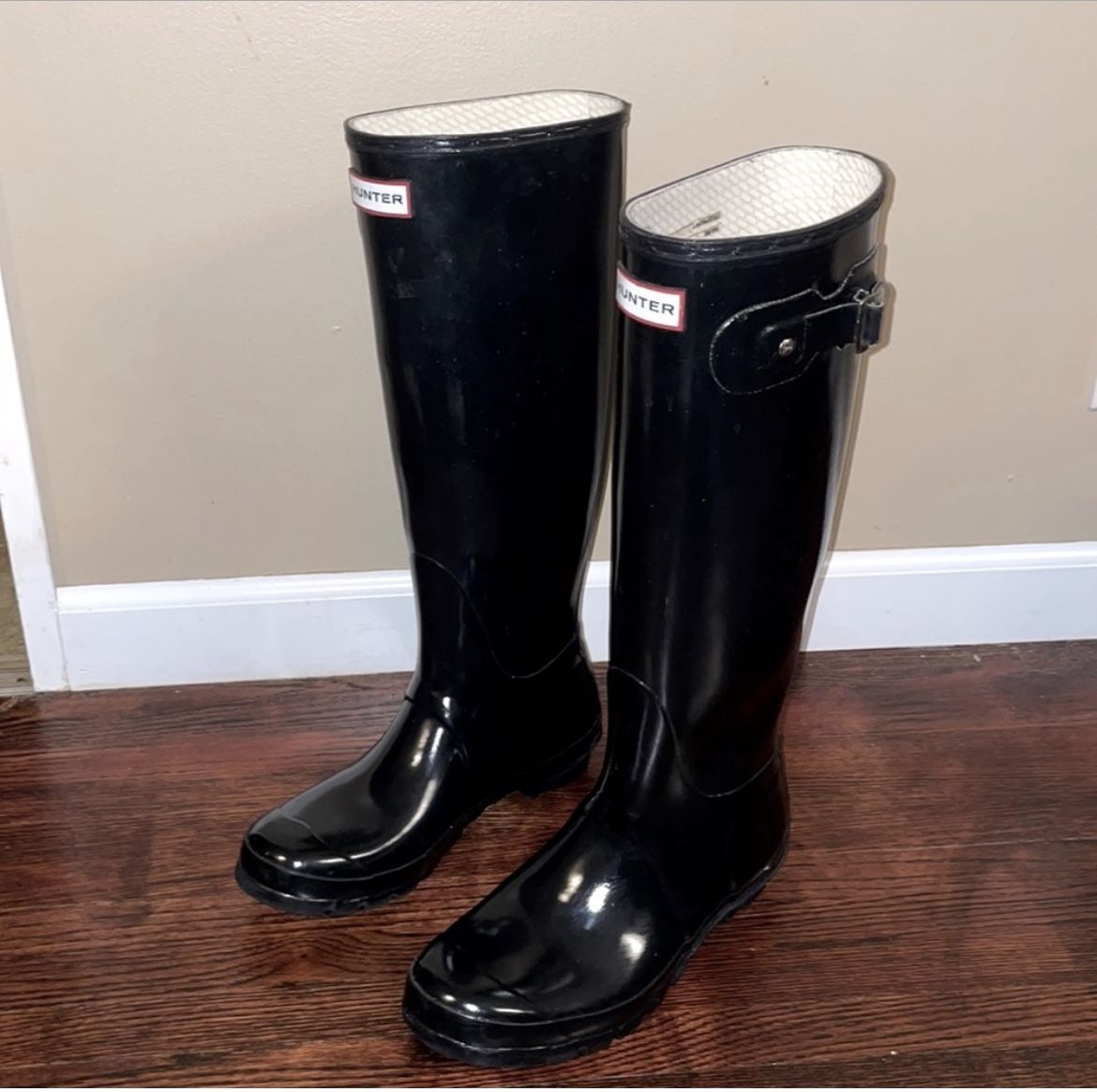 Hunter Long Rain Boots W/ Socks