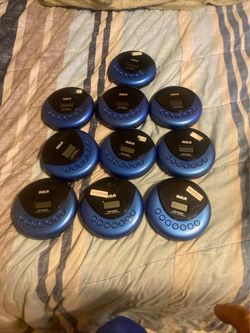 Lot of 10 RCA portable CD player blue fm radio work but cd not reading