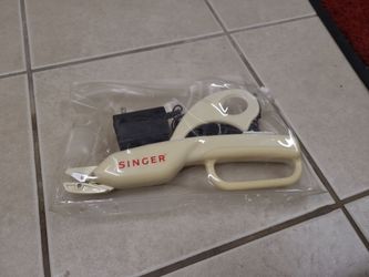 Working singer electric scissors