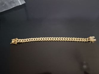 INVICTA BRACELET!!! GOLD PLATED WITH CRYSTAL!!! STUNNING LOOK !!!