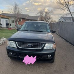 2004 Ford Explorer