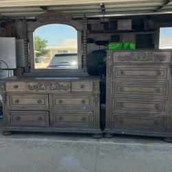Klaussner Dresser W/mirror And Tall Dresser 