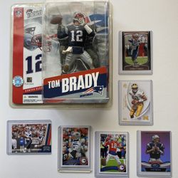 McFarlane Series 11 Tom Brady New & 6 Tom Brady football card lot awesome collection