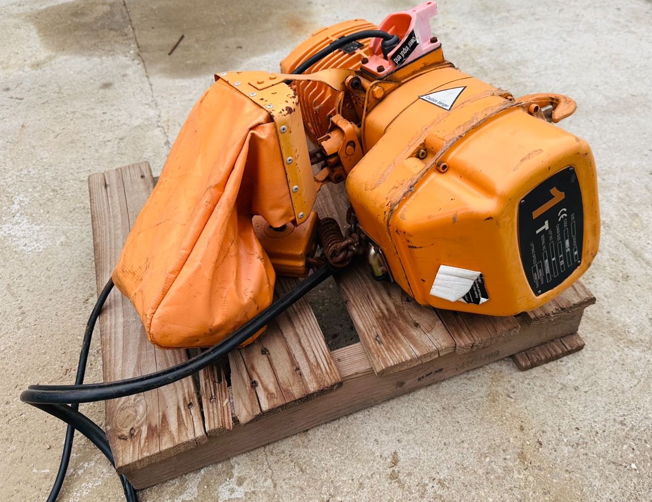 1 ton electric chain hoist