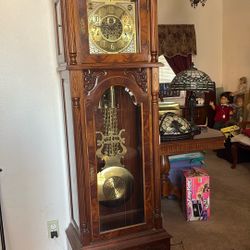 Beautiful Ridgeway Grandfather Clock Beveled Glass 