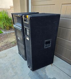 Peavey SP 4XT PA Speaker Cabinets – Pair