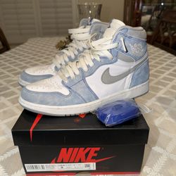 Nike Air Jordan 1 Hyper Royal USED Size 9
