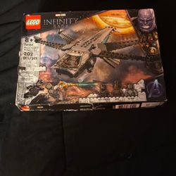 Black Panther Dragon Flyer 76186