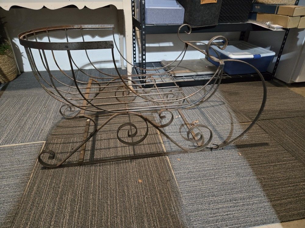 Rustic Metal Sleigh