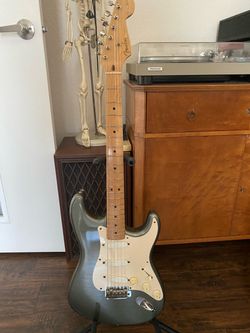 Rare 1989 Fender Stratocaster Eric Clapton Edition