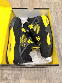 Thunder Jordan 4