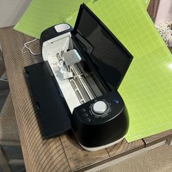 Cricut Explore Air 2
