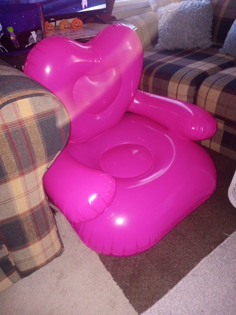 Kids Air Up Chair Good Condition $12.00