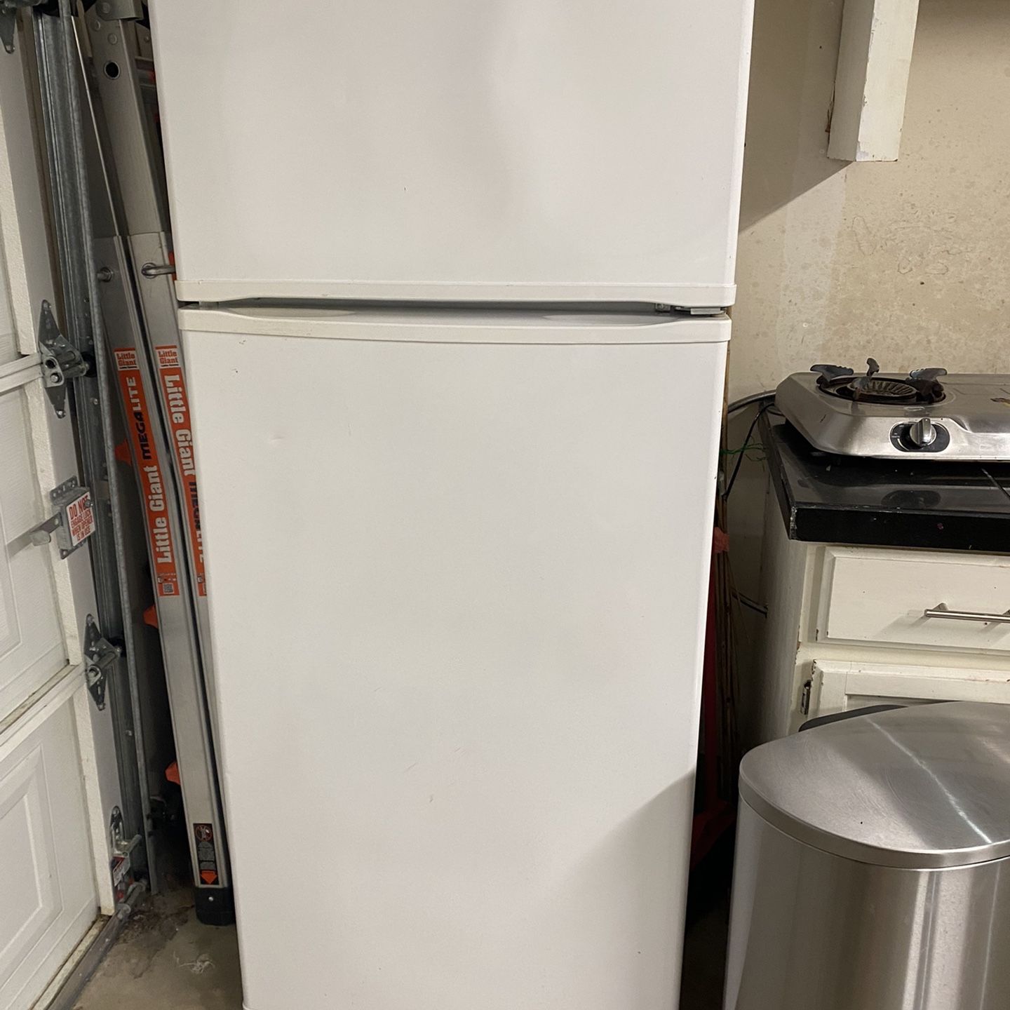 Fredericks Appliance Clearance Center Trusted Dealer Overstock Sale for Sale  in Redmond, WA - OfferUp