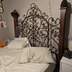 Queen Size Headboard And Footboard