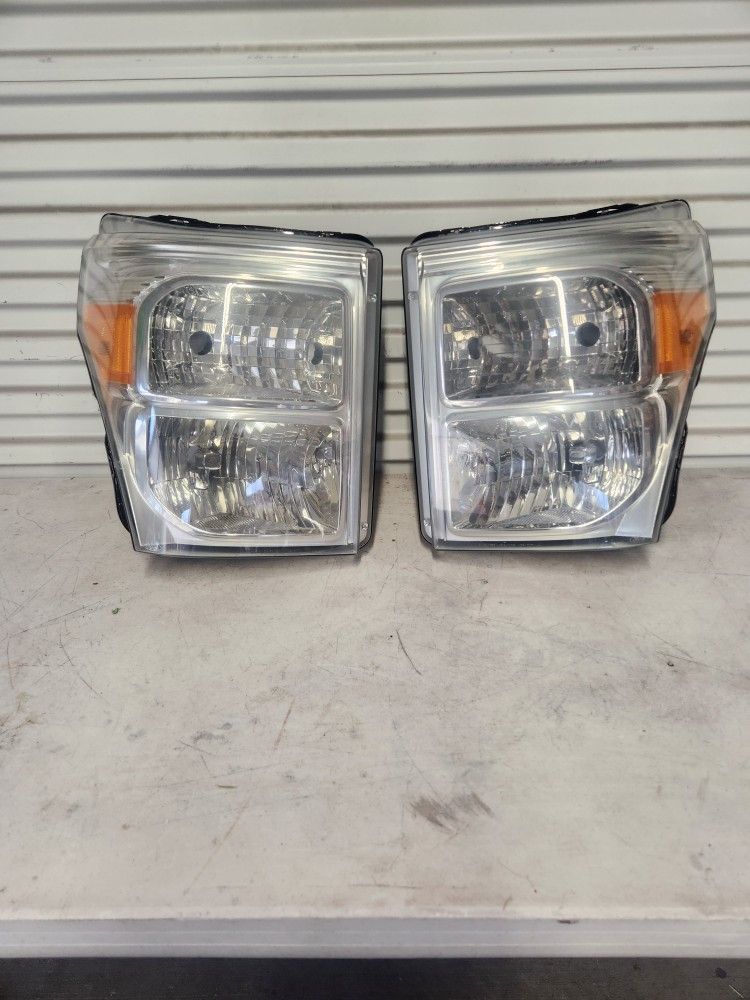 2011 To 2016 Ford F250 , F350 , F450 Headlights