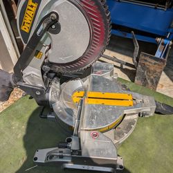 DeWalt Chop Saw Model DW713