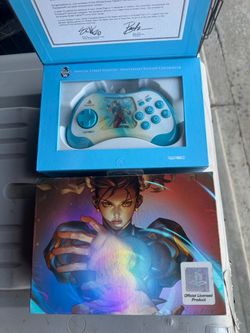 Street Fighter 15th Anniversary Chun Li Controller / Pad for Playstation 2.