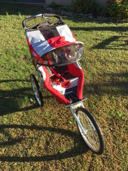 Trek dash sale pro jogging stroller