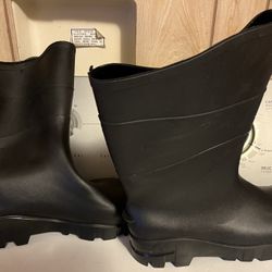 Protective Rubber boots mens7/women’s 8