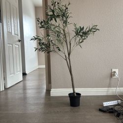 Faux olive tree