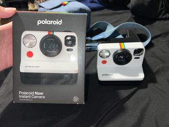 Polaroid Now Gen 2 Camera Bundle + Matching Bag & Strap